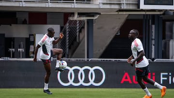 WASHINGTON, DC - JULY 19: Alphonso Davies of FC Bayern Muenchen and Sadio Mane of FC Bayern Munich  during a training session of FC Bayern München on their "Audi Summer Tour" on July 19, 2022 in Washington, DC. (Photo by C. Kursikowski/FC Bayern via Getty Images)