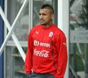 Chile ya entrena con todos sus convocados, incluido Vidal