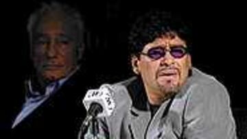 CENTRO DE ATENCIÓN. La llegada de Maradona a Argentina acapara la atención del país.