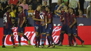 Dos golazos de Chema y Bardhi y un penalti disparan al Levante