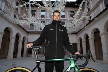 Felipe Orts: “Lo único que ha parado a Van der Poel en Benidorm ha sido una farola”