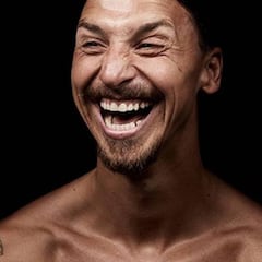 Ibrahimovic muestra su nuevo y espectacular tatuaje
