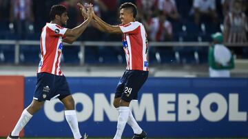 El equipo limeño fue inferior a Junior en todo momento y cayó a domicilio para mantenerse como colista del grupo. Los de Barranquilla superan a Boca.