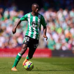 Sabaly crece al ritmo del Betis
