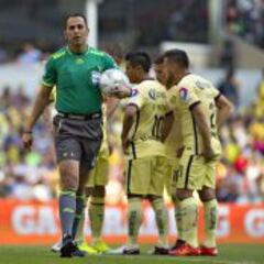 América terminó el partido con 2 nacidos en México