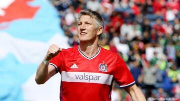 Equipo: Chicago Fire.
Posición: Mediocampista.
Compensación garanantizada: 5.6 millones de dólares anuales.