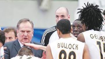 <b>ES LA HORA. </b>Maljkovic y sus jugadores quieren consolidar el liderato con una séptima victoria consecutiva en la Liga.