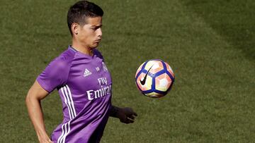 James Rodríguez sigue en los planes del Napoli