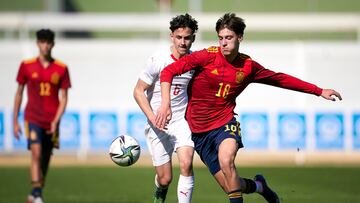BENIDORM, SPAIN - FEBRUARY 17: Javier Fernandez of Spain competes for the ball with Demir Xhemalija of Switzerland during the International Friendly match between Spain U16 and Switzerland U16 at Estadio Guillermo Amor at Estadio Guillermo Amor on February 17, 2022 in Benidorm, Spain. (Photo by Manuel Queimadelos/Quality Sport Images/Getty Images)