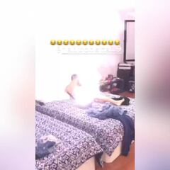 Diego Costa le pone una olla de petardos a su hermano mientras éste duerme
