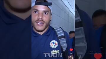 Jonathan dos Santos sale fúrico por la lesión de Brian Rodríguez y se va contra Jesús Gallardo