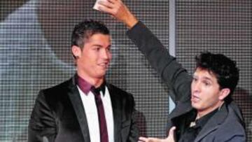 <b>MAGIA. </b>El mago Jorge Luanco contó con la complicidad de Cristiano Ronaldo en su actuación.