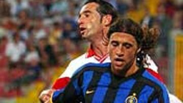 <b>SATSFECHO.</b> El delantero considera que el Milán es otro mundo, donde todo es diferente. Considera que en el club italiano tiene toda la estructura del club a su disposición y no tiene que preocuparse por detalle alguno.