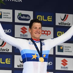 Küng se cuelga el oro europeo en la contrarreloj de Trento