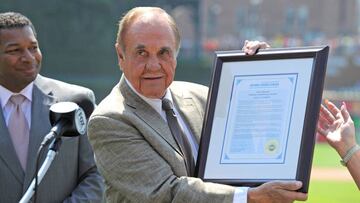 Muere el legendario Dick Enberg