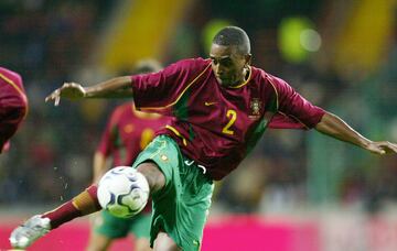 El jugador nacido en la capital portuguesa ha sido internacional con la selección de fútbol de Portugal en 59 ocasiones. Su debut se produjo el 12 de febrero de 2003 en un partido en el que Portugal ganó por cero a uno a Italia.