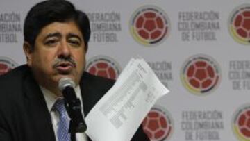 Bedoya, Presidente de la Federaci&oacute;n Colombiana de F&uacute;tbol. 