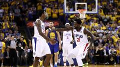 OAKLAND, CALIFORNIA - APRIL 24: Patrick Beverley #21 of the LA Clippers congratulates Lou Williams #23 of the LA Clippers after he made a basket against the Golden State Warriors during Game Five of the first round of the 2019 NBA Western Conference Playoffs at ORACLE Arena on April 24, 2019 in Oakland, California. NOTE TO USER: User expressly acknowledges and agrees that, by downloading and or using this photograph, User is consenting to the terms and conditions of the Getty Images License Agreement.   Ezra Shaw/Getty Images/AFP
 == FOR NEWSPAPERS, INTERNET, TELCOS &amp; TELEVISION USE ONLY ==