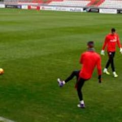 Atlético: solo los porteros saltaron al campo