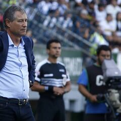 La urgencia de Ariel Holan por contar con Pinares en la UC