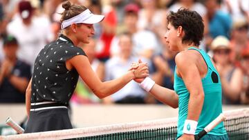 Carla Suárez se estrella con la rocosa 'teenager' Vondrousova