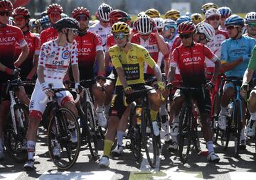 La victoria de Kwiatkowski junto a Carapaz en La Roche