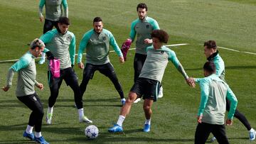 Entrenamiento del Atlético de Madrid en la Ciudad Deportiva Cívitas en Cerro del Espino, Majadahonda, Madrid, este lunes. El conjunto se enfrentará mañana al Celtic FC en su campo, el Cívitas Metropolitano de Madrid, en la jornada 4 de la fase de grupos de la Liga de Campeones 23/24.