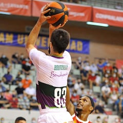 La magia de Axel Bouteille hace posible la remontada del Unicaja