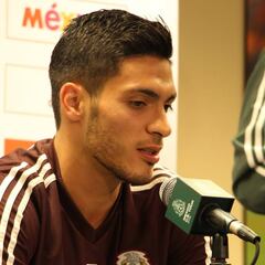 Raúl Jiménez: "En Inglaterra tengo los minutos que deseaba"