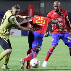 Pasto golea a Águilas y se mantiene con vida en el Cuadrangular A