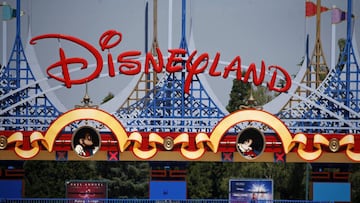 Disney’s financial rollercoaster: Stock prices fall while Disneyland tickets soar