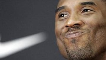 <b>YA LO SABE.</b> Bryant ya sabe lo que es ganar a algunos españoles, al menos en la NBA.