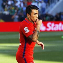 "Me hubiese gustado estar en la Roja, pero primero está la UC"