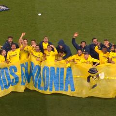 Una celebración a la altura de la hazaña: éxtasis amarillo en el verde del Emirates