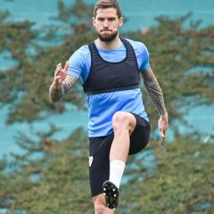 Lezama: sesión de recuperación sin los titulares y con Iñigo Martínez en el exterior