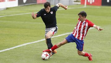 Joaqu&iacute;n, durante el partido de ida del Atl&eacute;tico juvenil contra el Athletic.