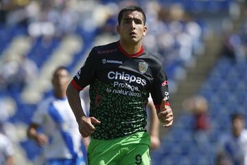 Lucas Ezequiel Viatri (31 años), el delantero argentino debutó en el Emelec de Ecuador, visitó equipos en Venezuela, Argentina, China y México con el desaparecido Chiapas. En Argentina levantó títulos con Boca Jrs y Banfield. Con Peñarol, su último equipo, ganó 5 trofeos.