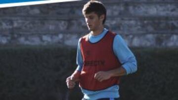 El DT le daría minutos oor primera vez al defensor Benjamín Kuscevic, una de las grandes promesas del club y que llegó desde España esta semestre.