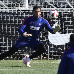 Descubre qué jugadores de Primera acaban contrato en junio