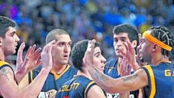 <b>VITAMINA ANÍMICA. </b>Esteban Batista, Tal Burstein, Quim Colom, Gerald Fitch y Leo Mainoldi hacen piña.