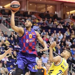 El Alba de Aíto hace sufrir a Svetislav Pesic en Berlín