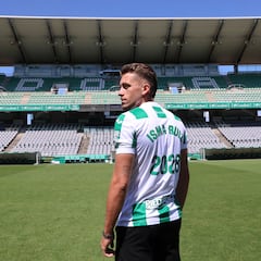 Isma Ruiz: “Firmo aquí por soñar con algo grande”