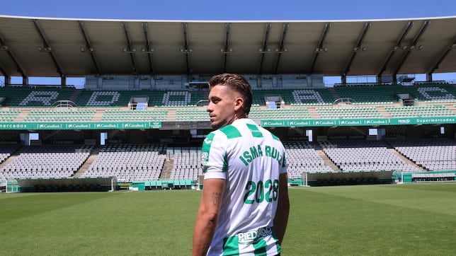 Isma Ruiz: “Firmo aquí por soñar con algo grande”