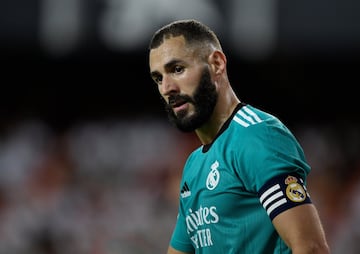 28 Títulos: 4 Ligas francesas, 1 Copa de Francia, 4 Supercopas de Francia, 3 Ligas, 2 Copas del Rey, 4 Champions, 3 Supercopas de España, 3 Supercopas de Europa y 4 Mundiales de Clubes.