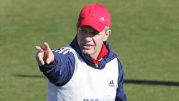 Aguirre decidirá el sistema y el once en función de Ander