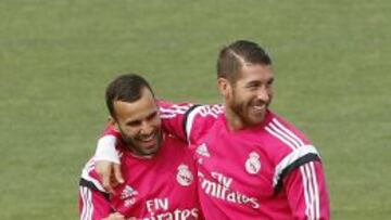 Leverkusen y Dortmund se suman a la lucha por Jesé