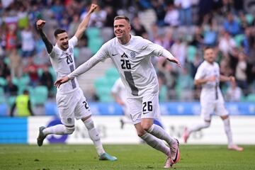 Después de empatar todos los encuentros en el Grupo C confrontándose con selecciones de alto nivel como Inglaterra, Serbia y Dinamarca, el equipo se mostró fuerte pasando a octavos de final donde se enfrentó contra Los Lusos. 