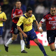 10 jugadores que se midieron al equipo de sus amores