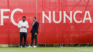 Orta y el presidente Del Nido Carrasco.