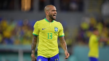 Dani Alves of Braziil during the game Brazil vs Korea Republic, corresponding to the round of 16 of the FIFA World Cup Qatar 2022, at 974 Stadium, Ras Abu Aboud, Doha, on December 05, 2022.
<br><br>
Dani Alves de Brasil durante el partido Brasil vs Republica de Corea, correspondiente a los octavos de final de la Copa Mundial de la FIFA Catar 2022, en el Estadio 974 Stadium, Ras Abu Aboud, Doha, el 05 de Diciembre de 2022